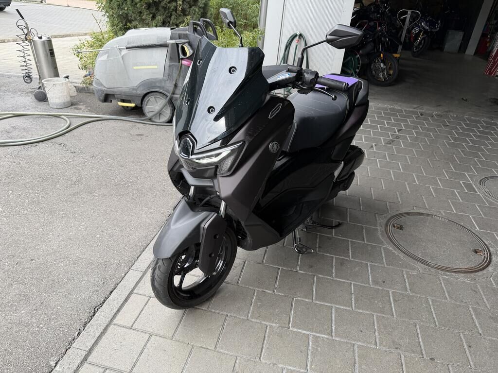 950 Yamaha 028 GBD125D-A N-Max