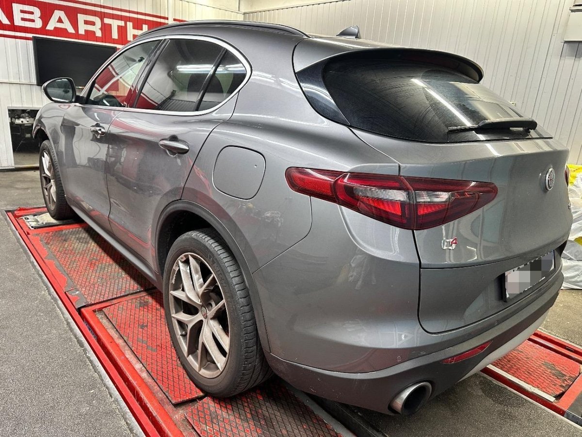 ALFA ROMEO Stelvio 2.0 First Ed. Q4, 280 HP