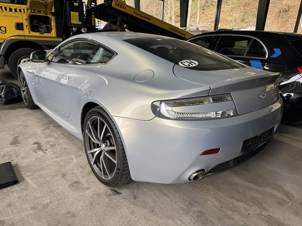 Aston Martin V8 Vantage Coupé 4.7 Sportshift