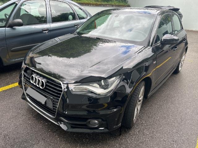 Audi A1 Sportback (8XA)(11.2011->) ambition