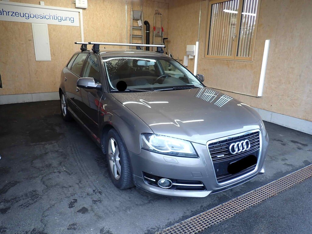 AUDI A3 1.8 TFSI AMBIENTE QU