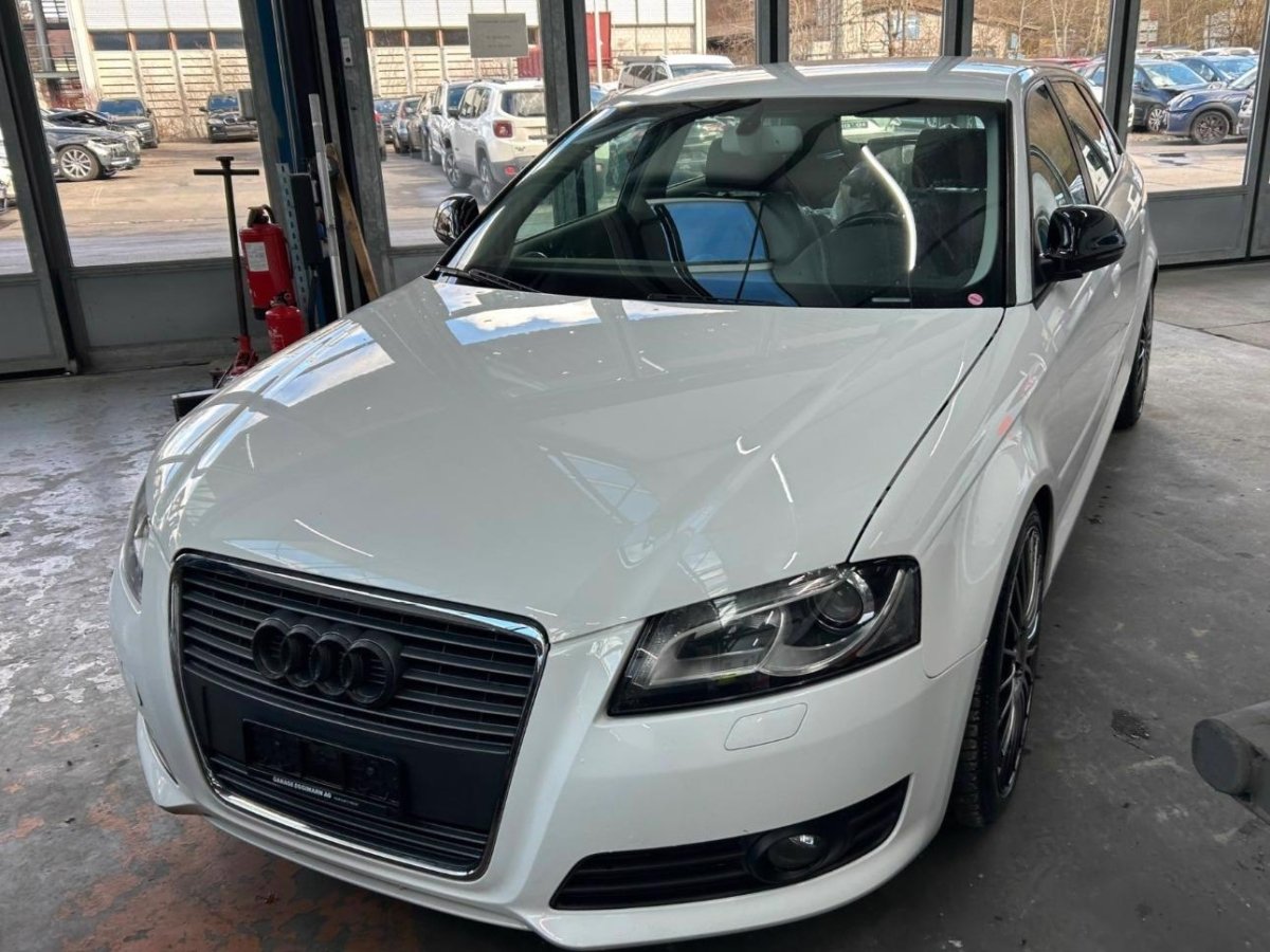 AUDI A3 2.0 TFSI Ambition qu, 200 HP