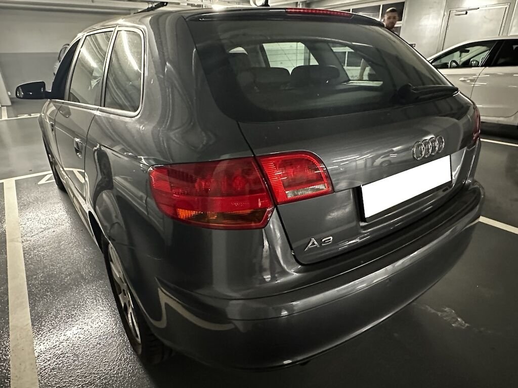 Audi A3 Sportback 2.0 16V FSI Ambiente