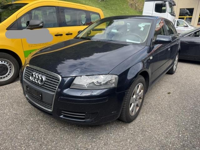 Audi A3 Sportback 2.0 16V T FSI Ambiente quat.
