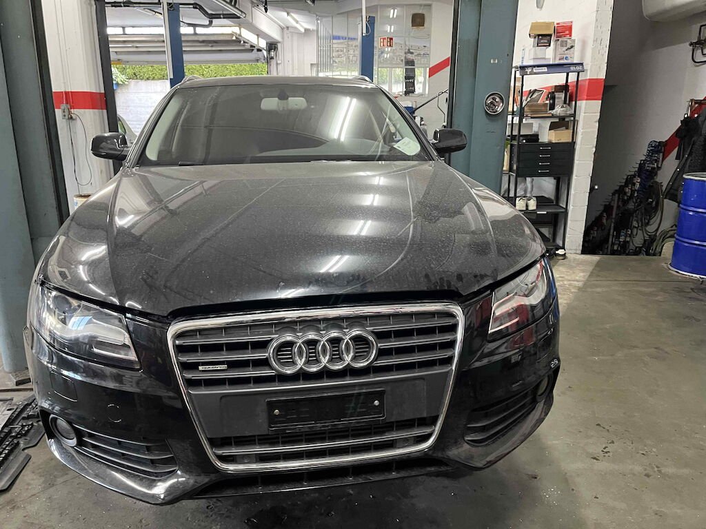 AUDI A4 AVANT 2.0 TFSI QUATTRO