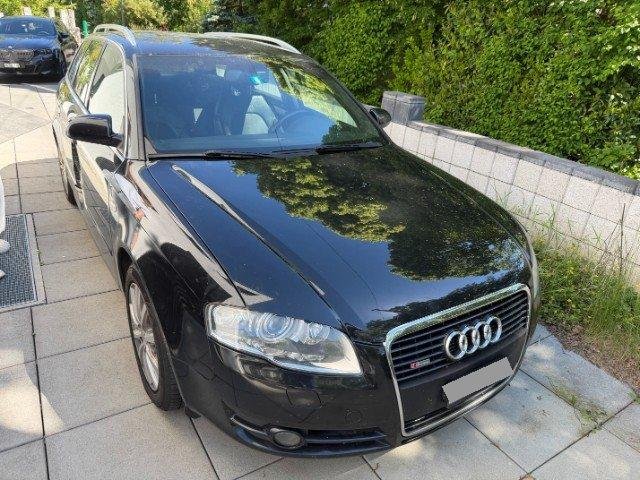Audi A4 Avant 3.0 V6 TDI DPF quattro