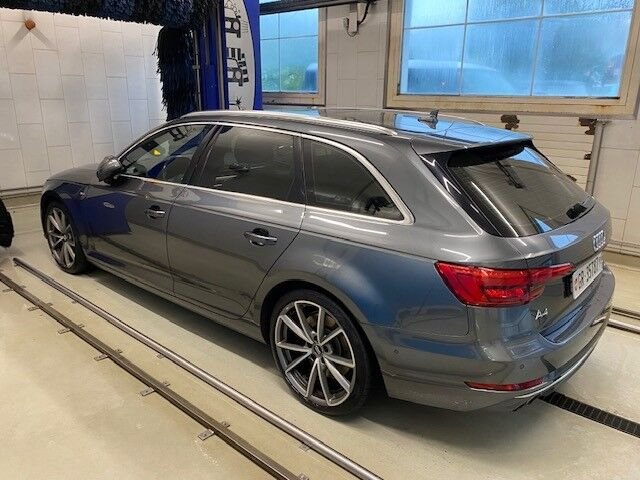 Audi A4 Avant quattro 3.0 TDI