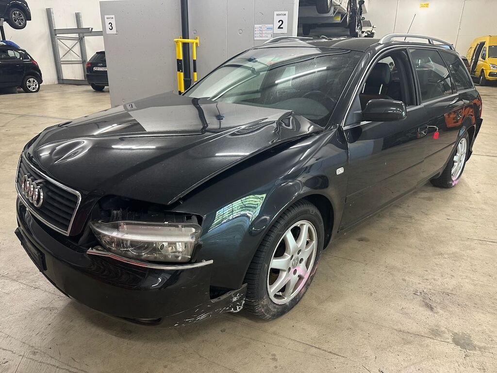 Audi A6 Avant 2.4