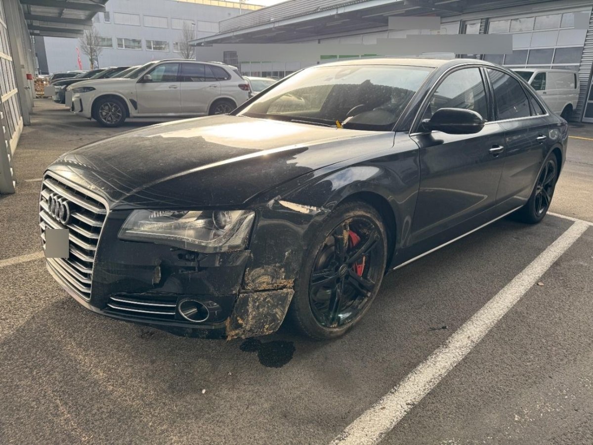 AUDI A8 4.2 TDI quattro, 350 HP