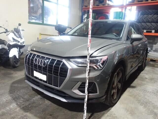 AUDI Q3 35 TFSI advanced S-tronic