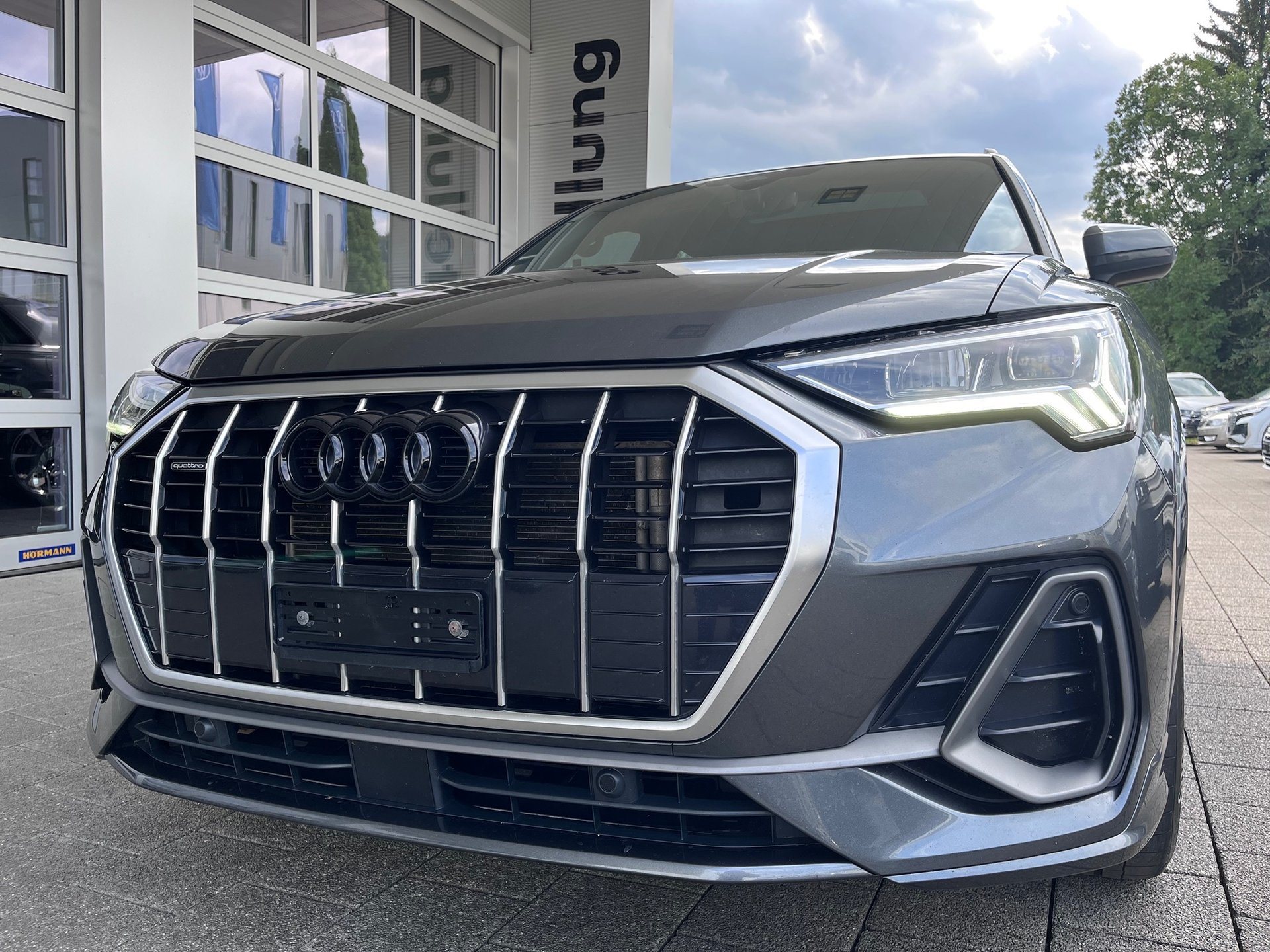 AUDI Q3 40 TDI S-Line quattro