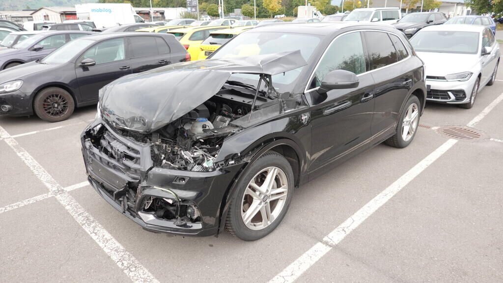 AUDI Q5 2.0 TDI sport quattro S-tronic