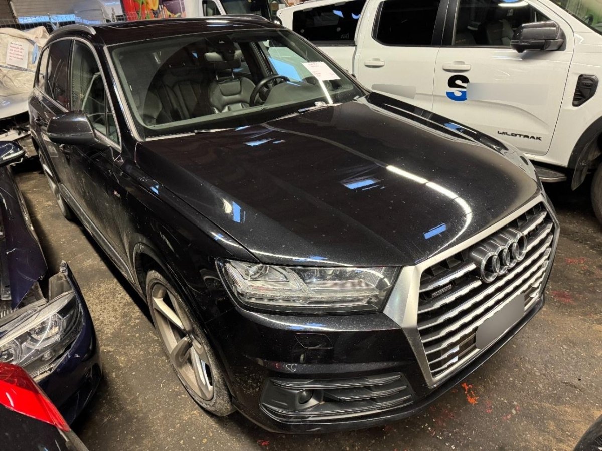 AUDI Q7 3.0 TDI quattro, 272 HP