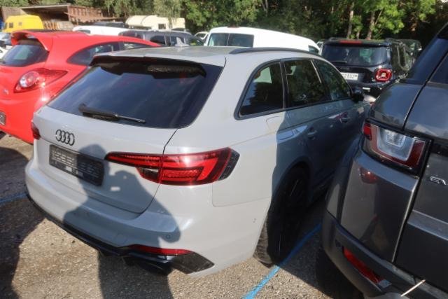 Audi RS4 Avant 2.9 V6 TFSI quattro T-Tronic