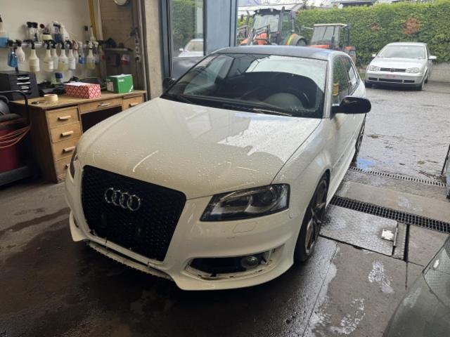 Audi S3 Sportback 2.0 T FSI quattro S-Tronic