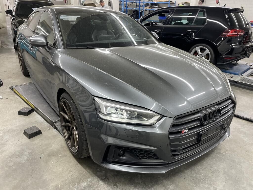 Audi S5 Sportback (F5A)(09.2016->)