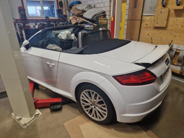 Audi TT Roadster 2.0 TFSI quattro S-Tronic