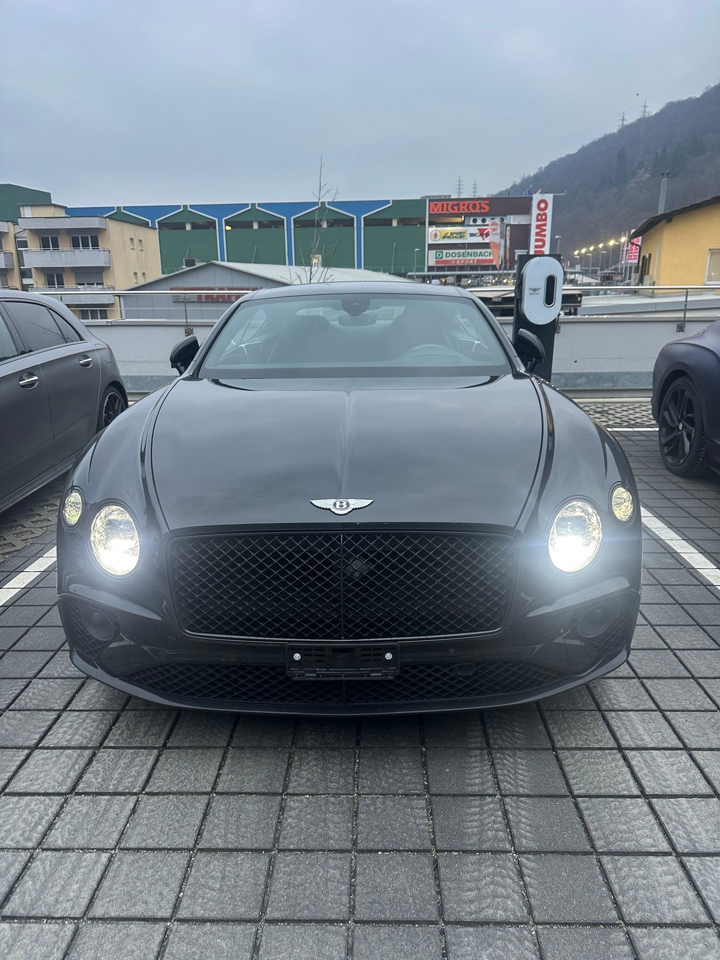 BENTLEY Continental GT V8