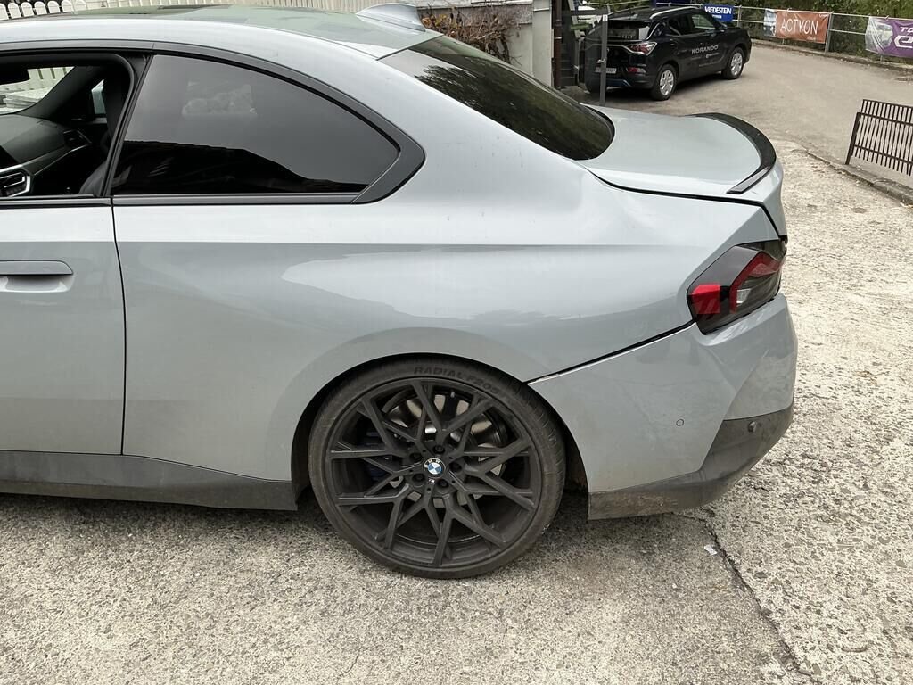 BMW 230i