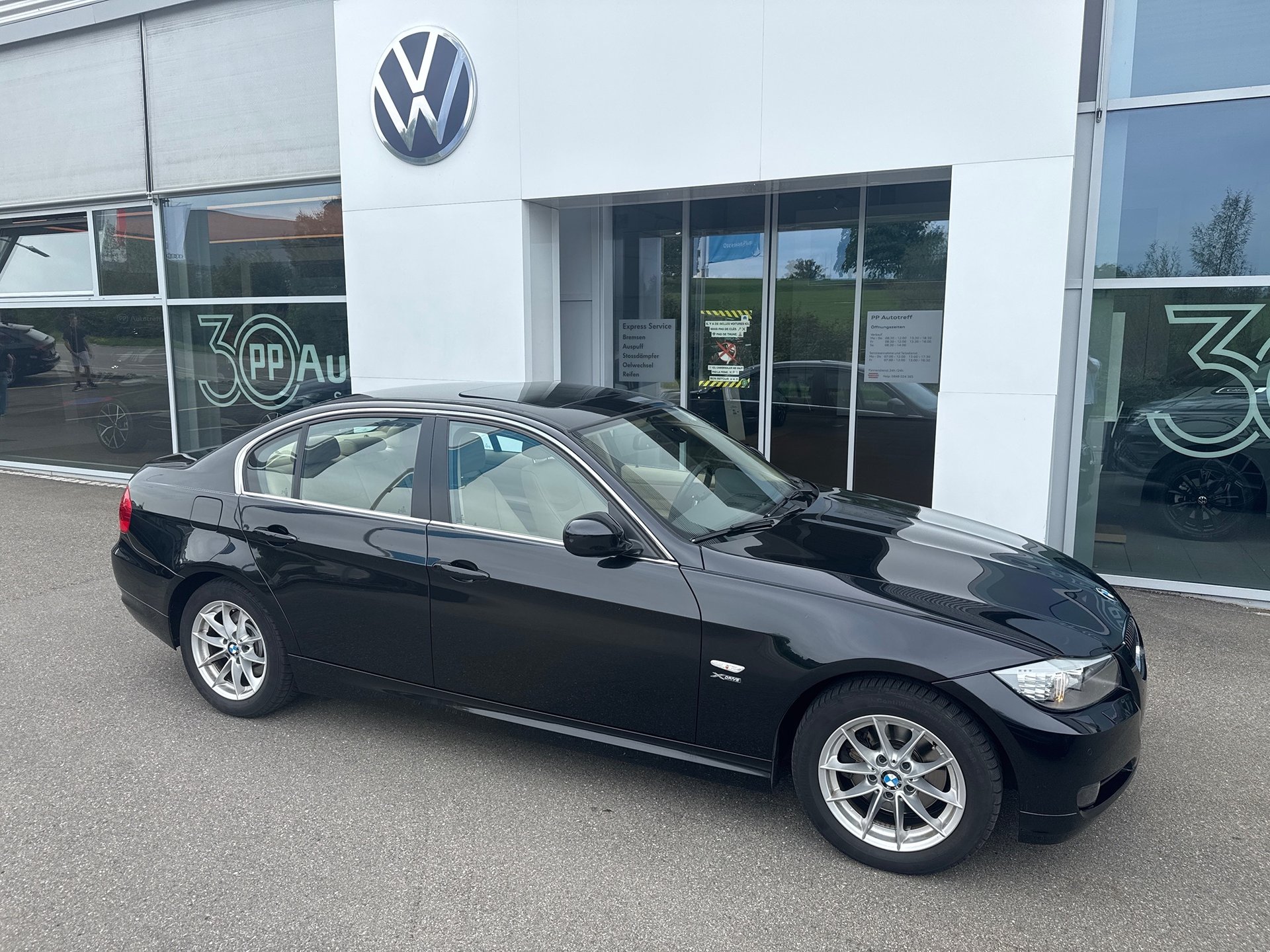 BMW 325i