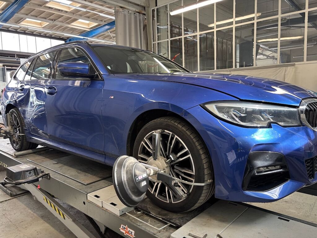 BMW 3er Reihe G21 Touring 330e xDrive