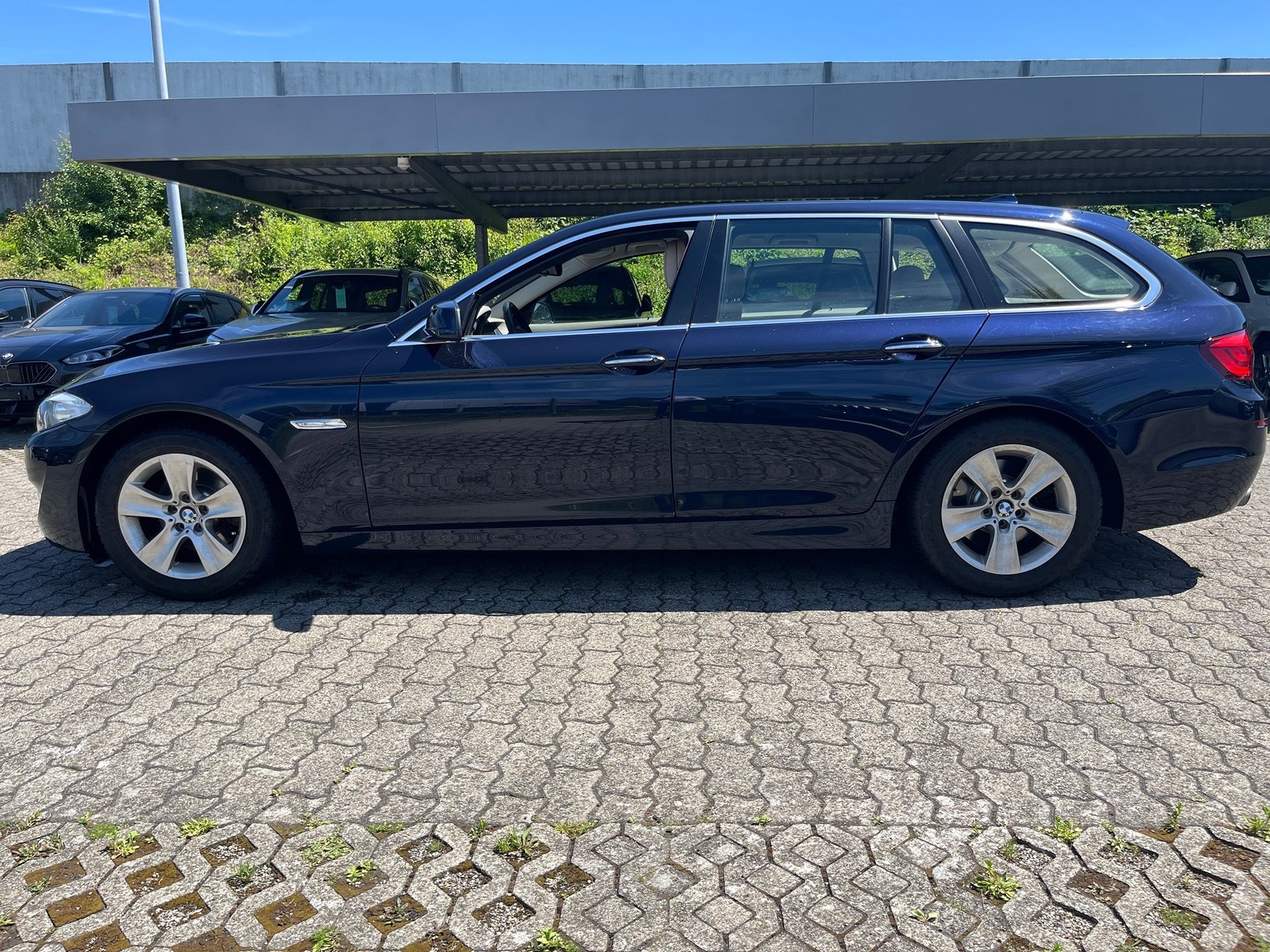 BMW 523i Touring