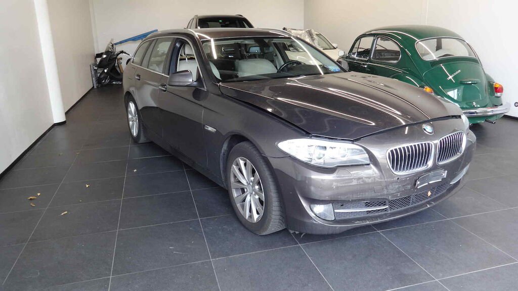 BMW 525D XDRIVE TOURING