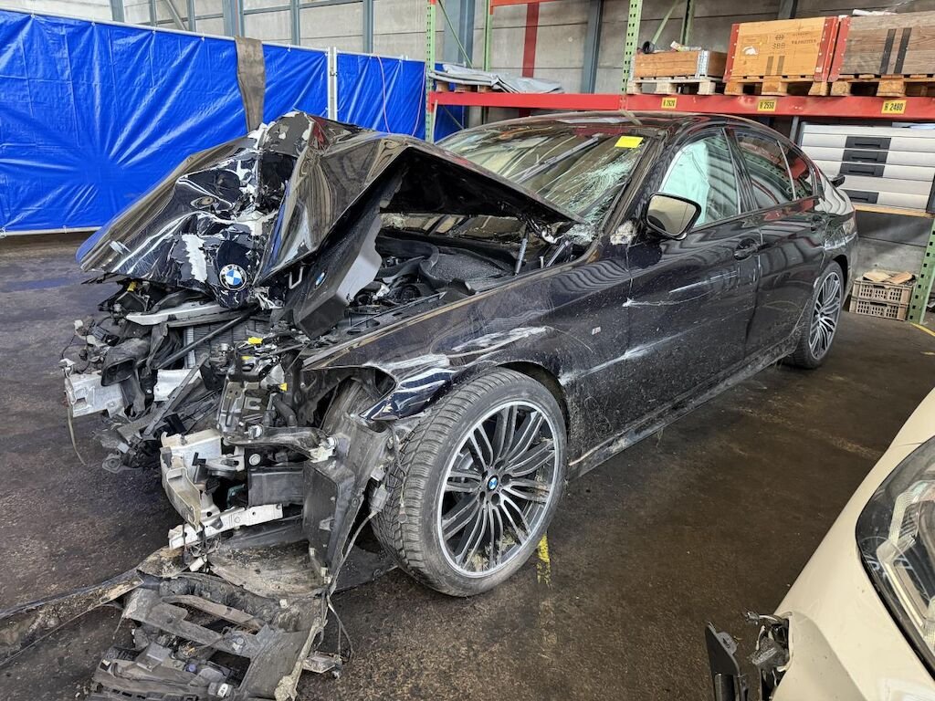 BMW 5er Reihe G30 530i xDrive SAG