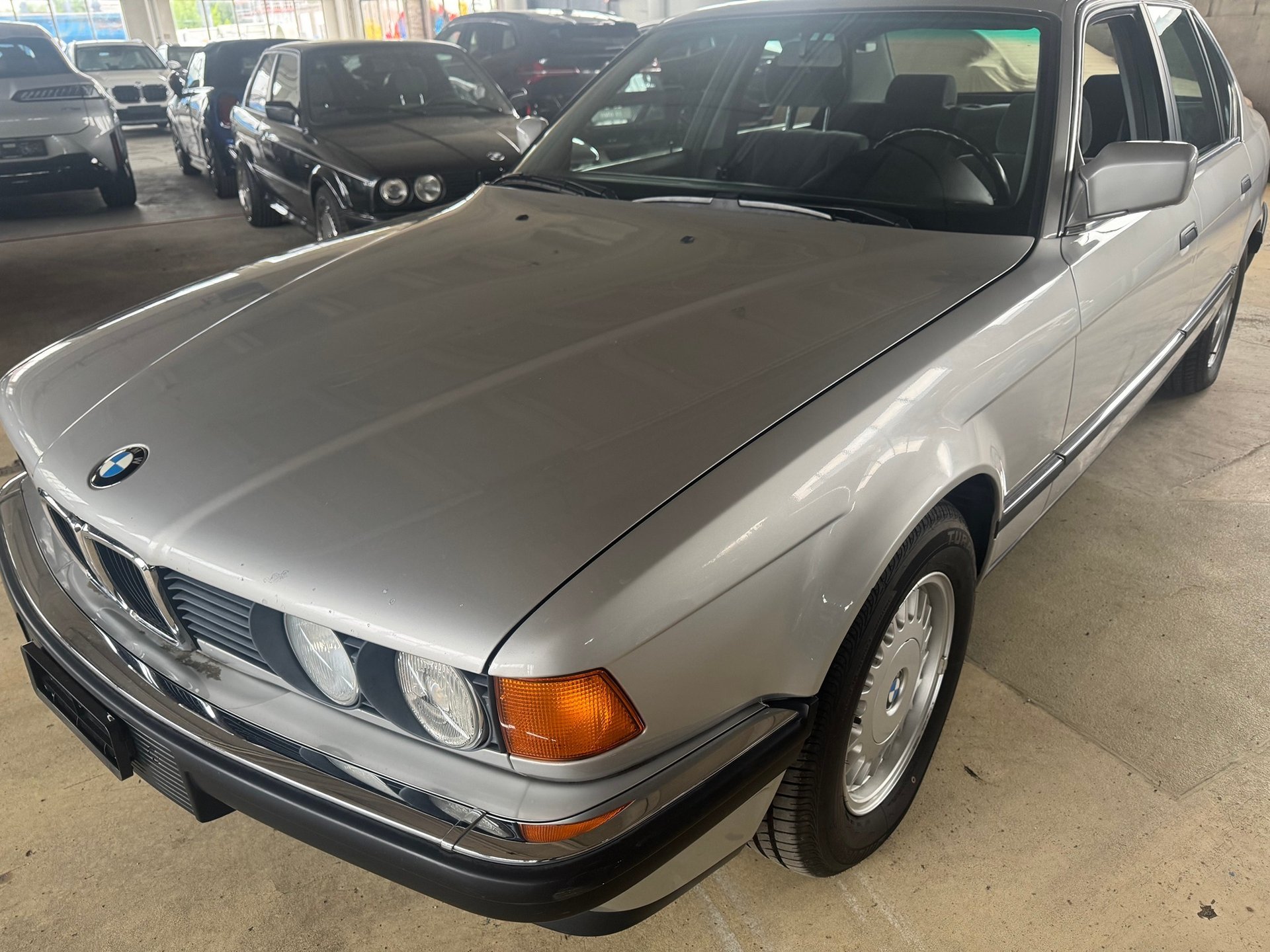 BMW 735i