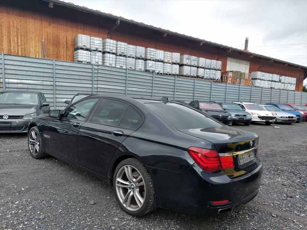 BMW 740d 3.0, 306 HP