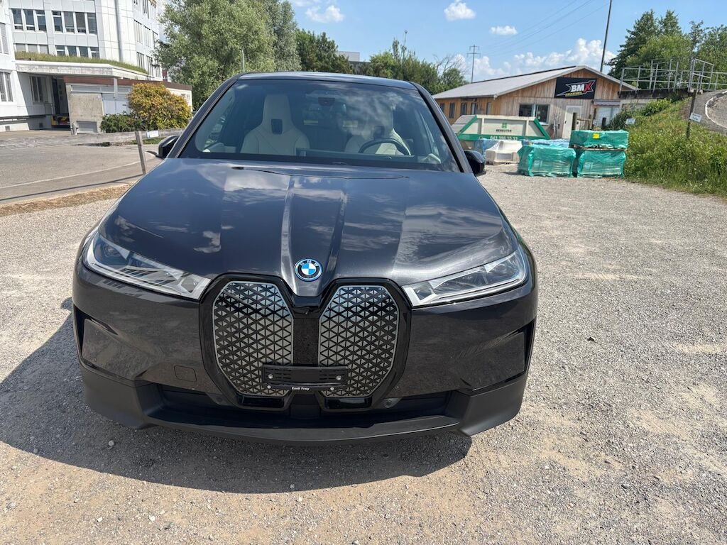 BMW iX xDrive 50