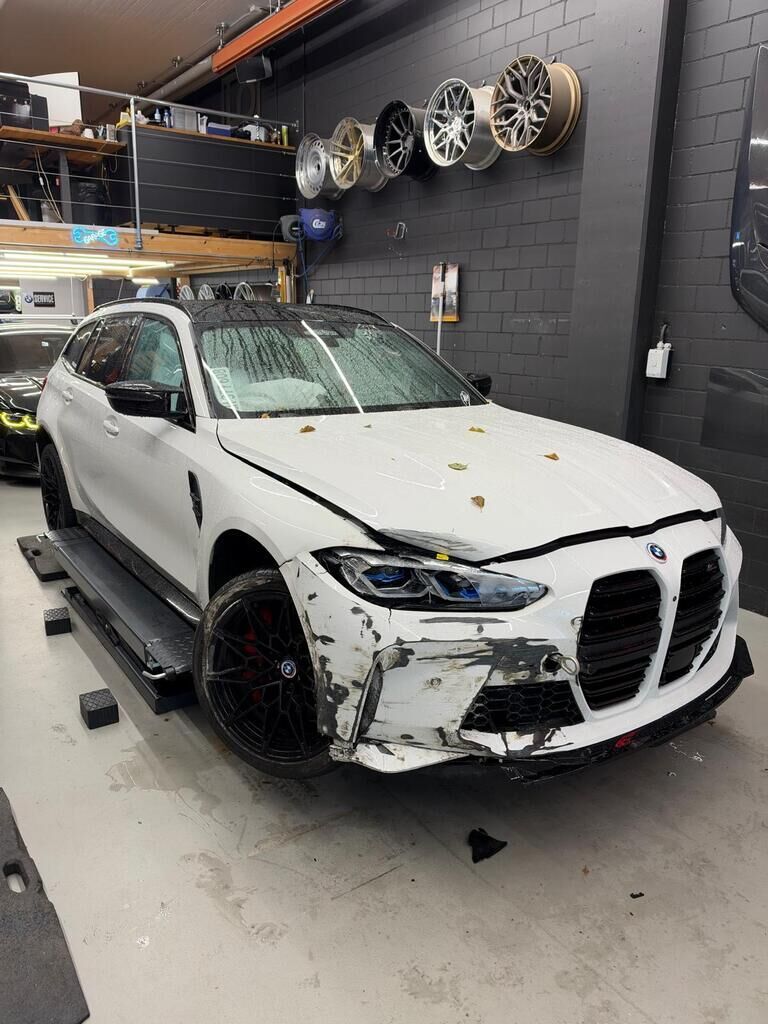 BMW M3 Touring xDrive Competition M