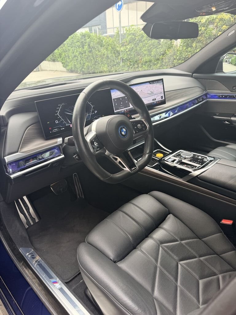 BMW M760E XDRIVE
