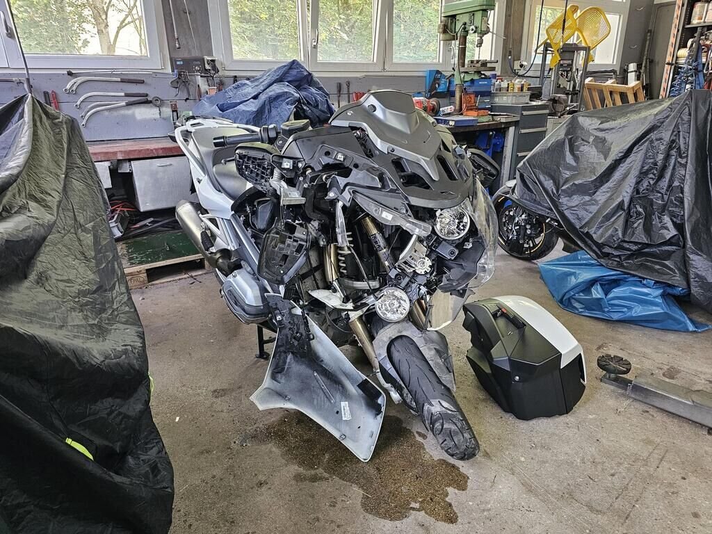 BMW R1200RT
