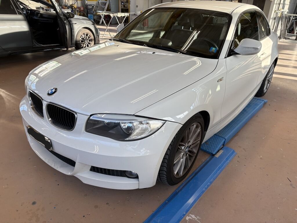 BMW Série 1 E82 Coupé 125i