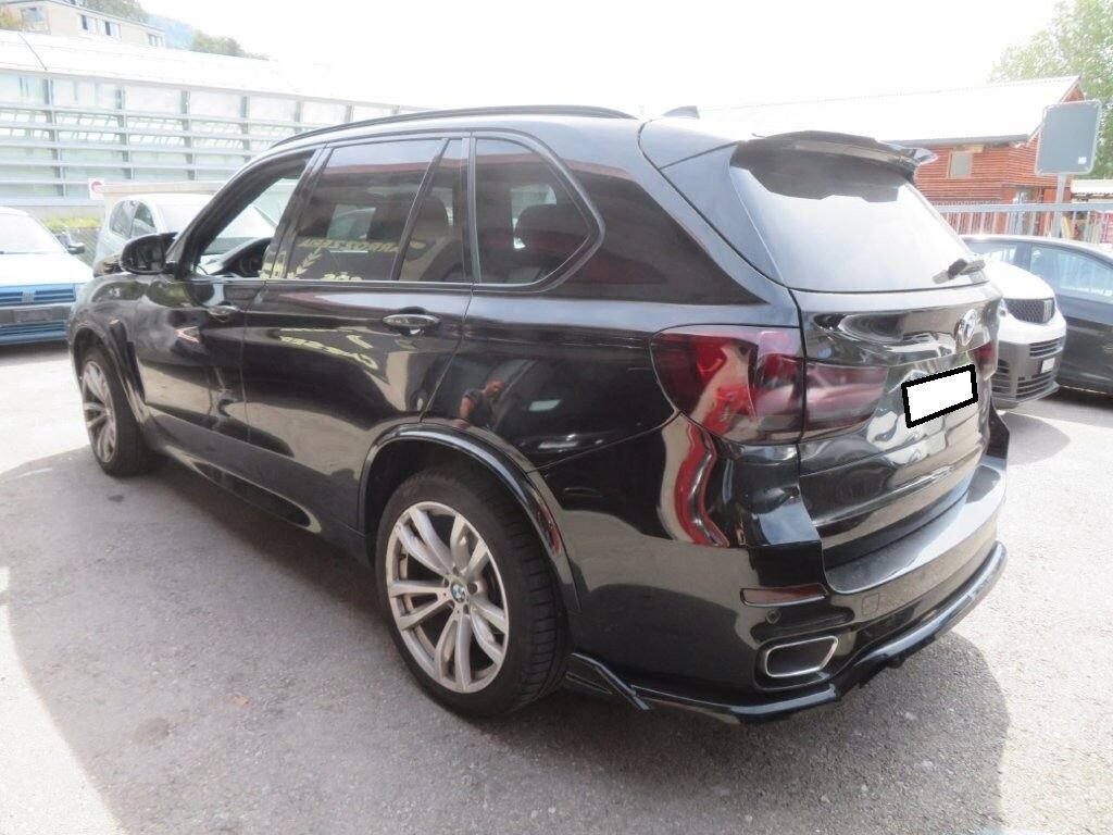 BMW X5 (+kit aero)