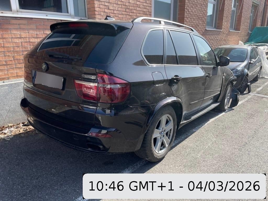 BMW X5 xDrive 30d (3.0d), 235 HP