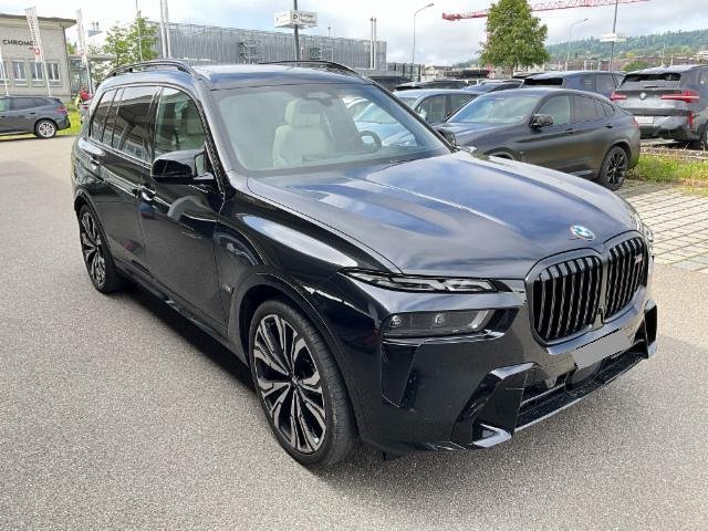 BMW X7 G07 M60i