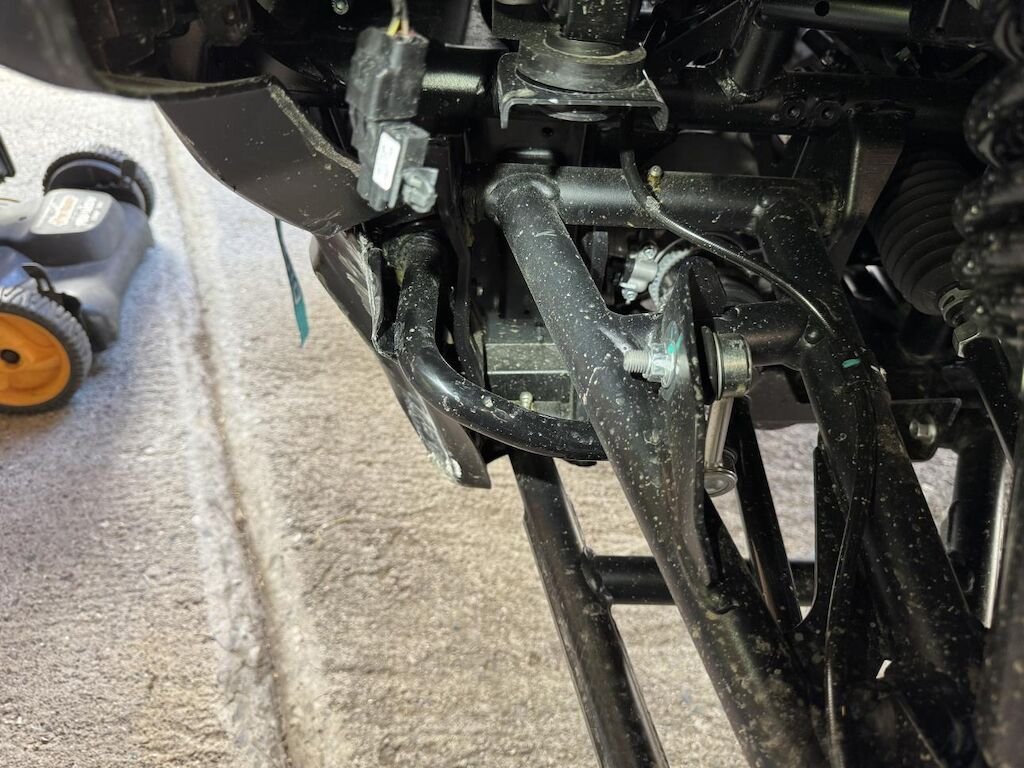 CF MOTO UForce  Pro Highland
