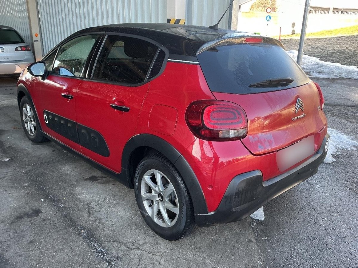 CITROEN C3 1.2i PureTech Shine, 110 HP