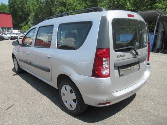 DACIA Logan 1.6 16V Lauréate 1.6, 105 HP
