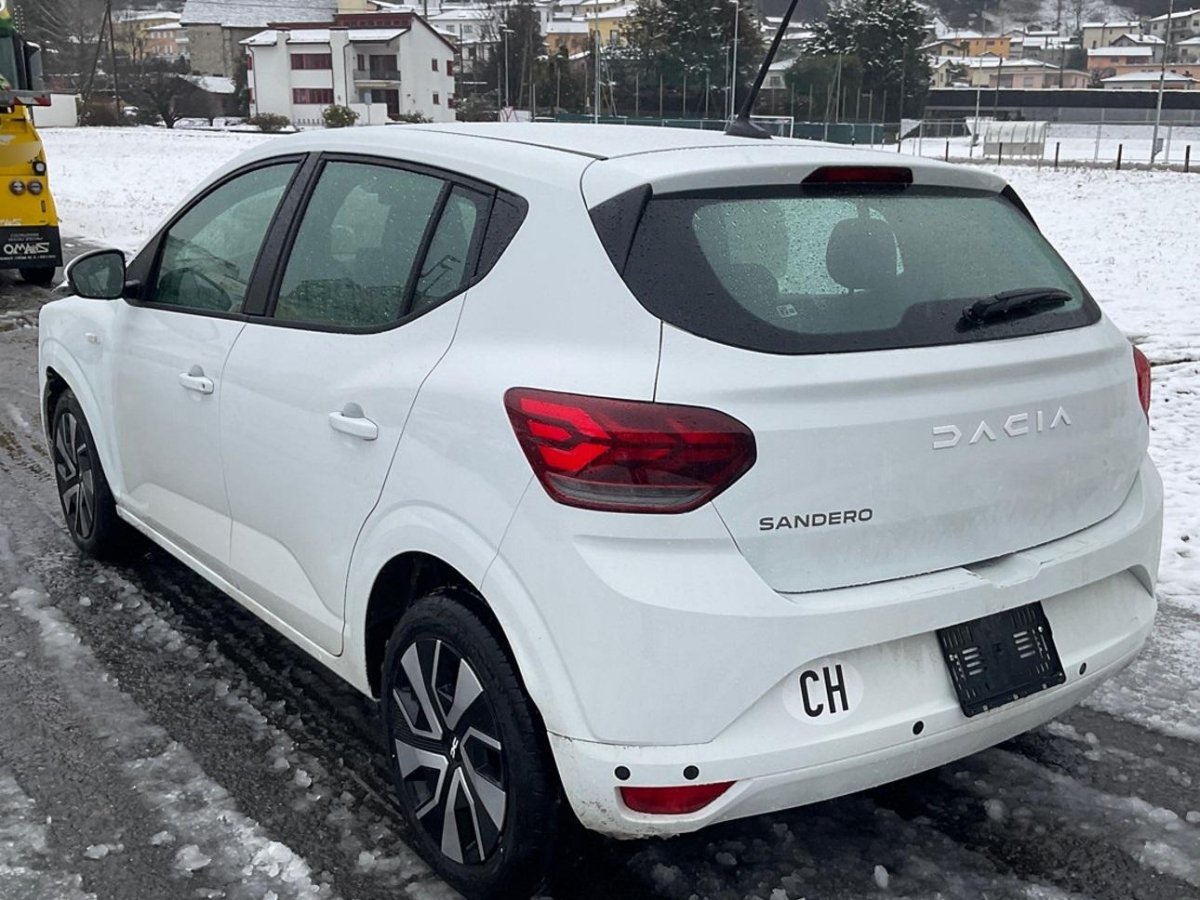 DACIA Sandero TCe 90 Expression, 91 HP