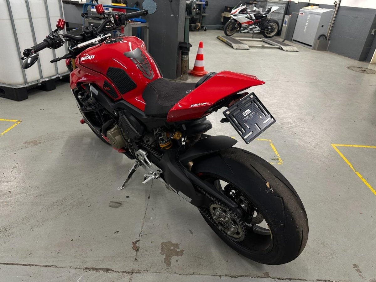 DUCATI Ducati Streetfighter V4 S 1.1, 208 HP