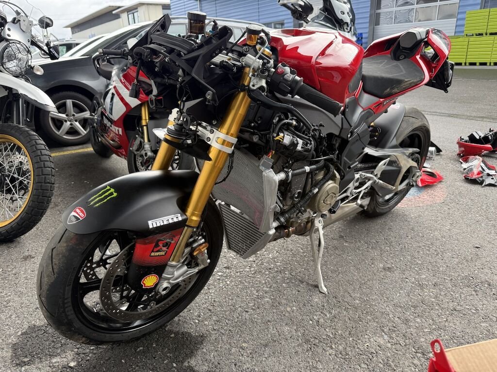 Ducati Panigale V4 S MY 25