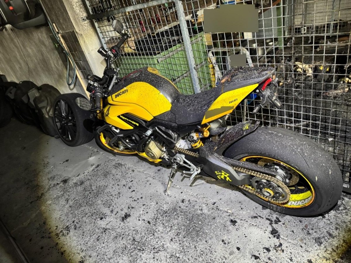 DUCATI Streetfighter V4 S, 208 HP