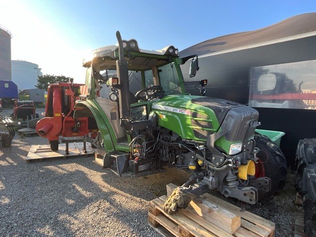 Fendt 211 Vario