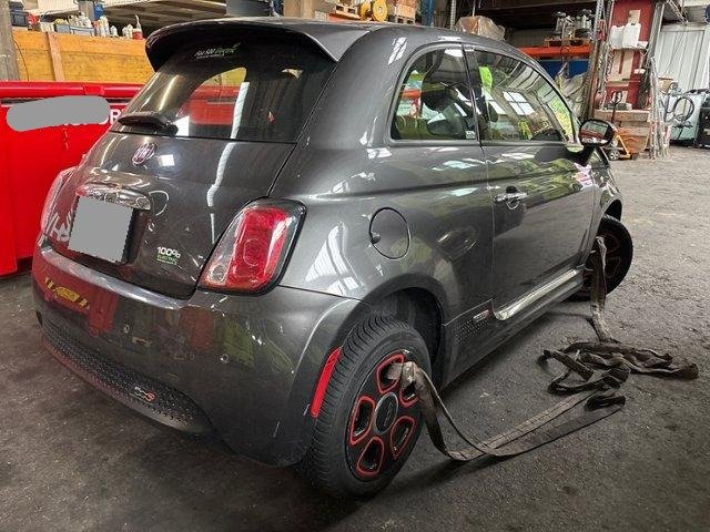 Fiat 500e La Prima