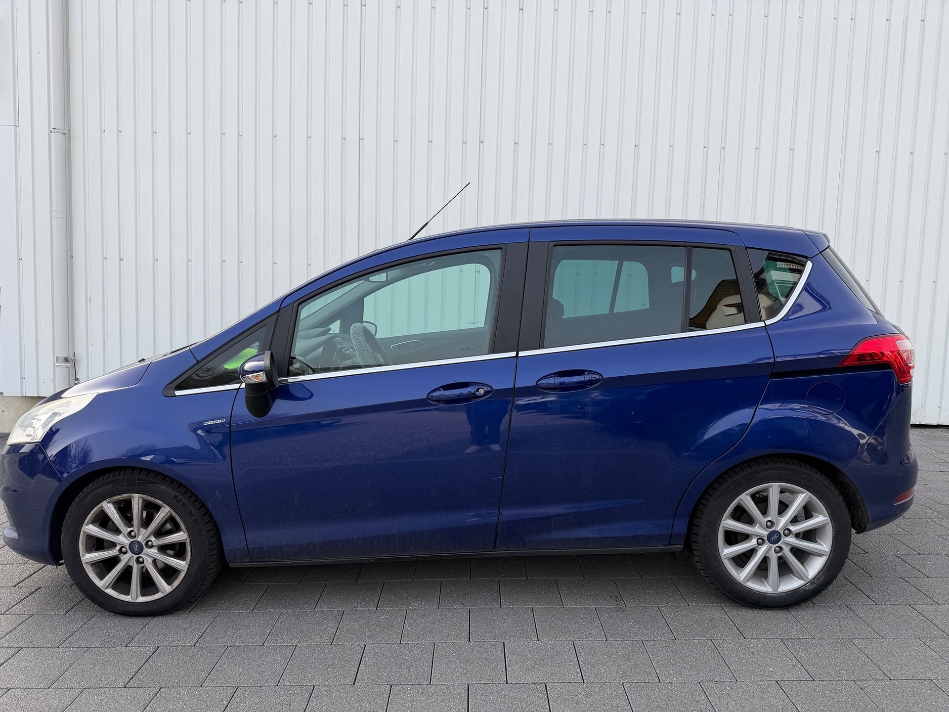 FORD B-Max