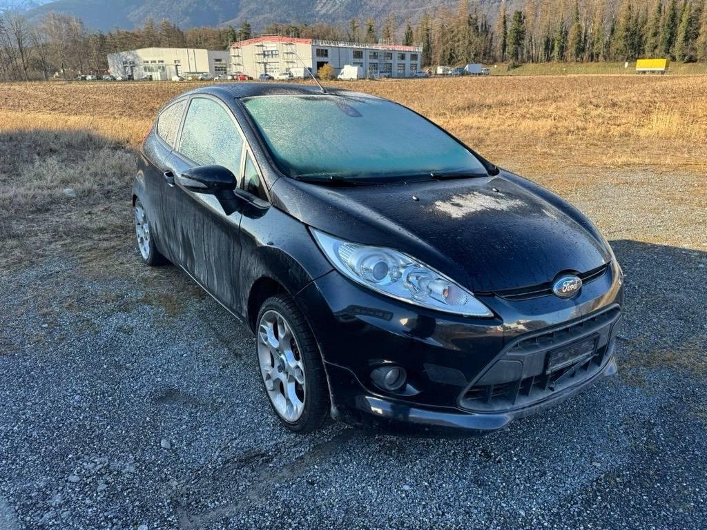 FORD Fiesta 1.6 16V Titanium, 120 HP