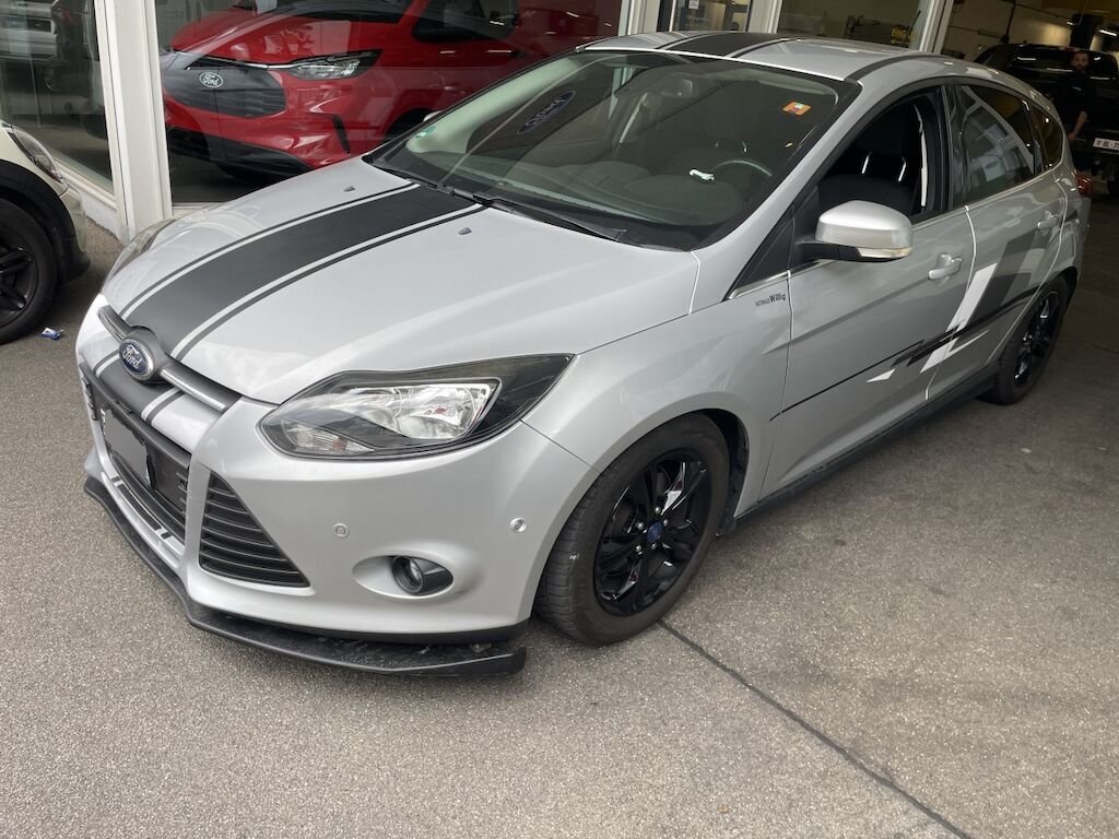 Ford Focus 1.6i EcoB SCTi 150 Titanium